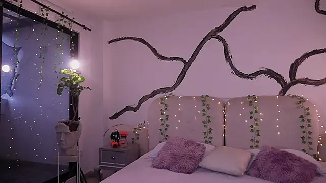 Snapshot of soidai_miiu chatting on 3, 11, 2025 soidai miiu online show from 3, 11, 2025