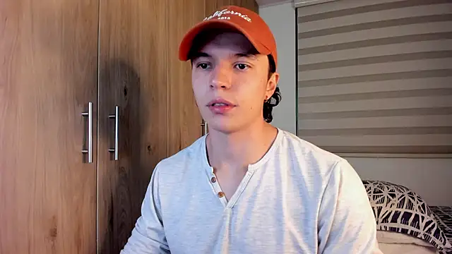 Mastrangelo xxx online show from 4, 12, 2025