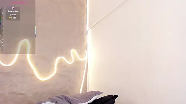 Snapshot of Demy_Ruiz chatting on 1, 10, 2025 Demy Ruiz online show from 1, 10, 2025