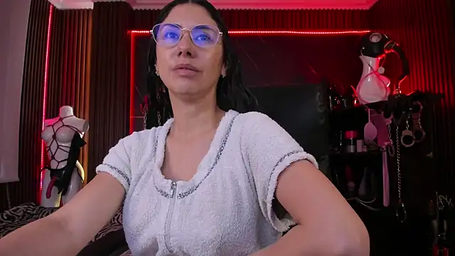 XiaQueen online show from 30, 10, 2025