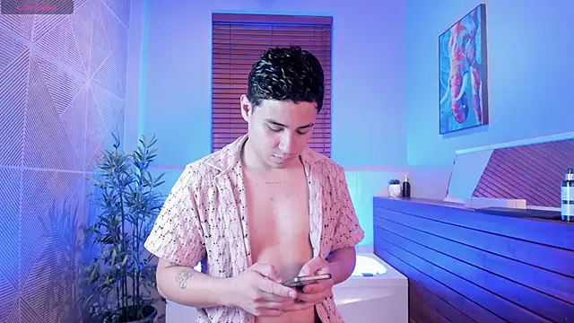 Snapshot of Gabriell_ramirez chatting on 27, 10, 2025 Gabriell ramirez online show from 27, 10, 2025