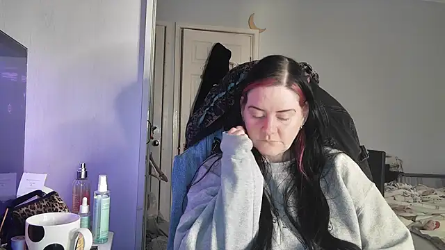 AureliaXOX online show from 3, 12, 2025