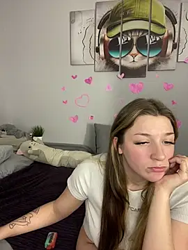 MollyMi0 online show from 19, 2, 2025