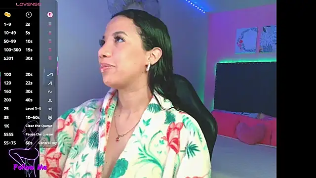 SallyWhitee online show from 20, 12, 2025