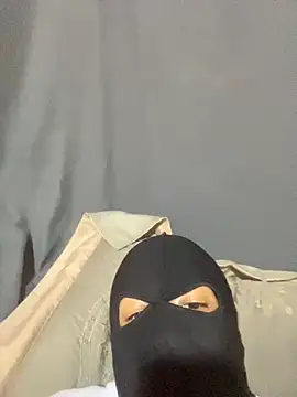 Snapshot of tunenarica22 chatting on 3, 10, 2025 tunenarica22 online show from 3, 10, 2025