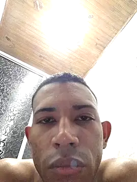 Mineirinho043 online show from 19, 2, 2025