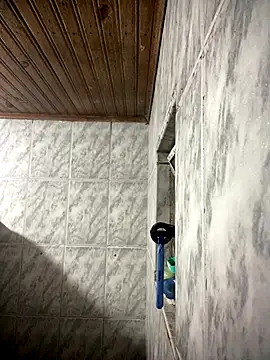 Mineirinho043 online show from 28, 10, 2025