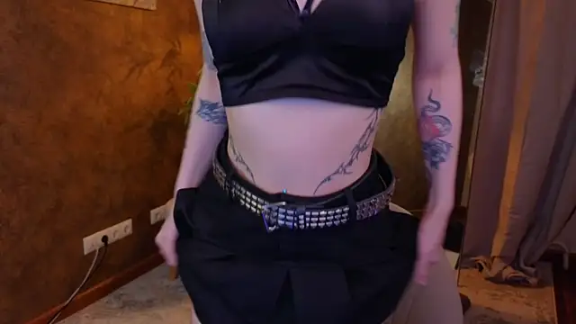 Snapshot of lissaros chatting on 4, 3, 2025 lissaros online show from 4, 3, 2025