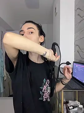 Celine Roxelle online show from 16, 4, 2026