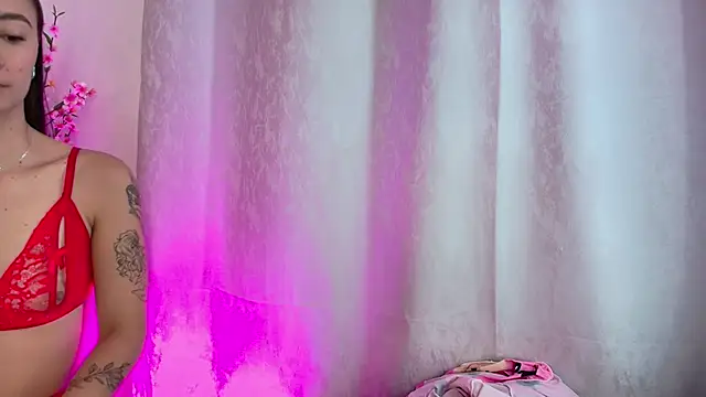 miaa queen2 online show from 11, 11, 2025