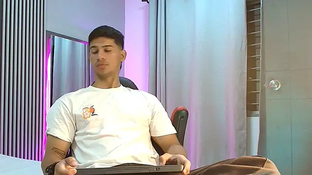 ANDRES STUD online show from 13, 9, 2025