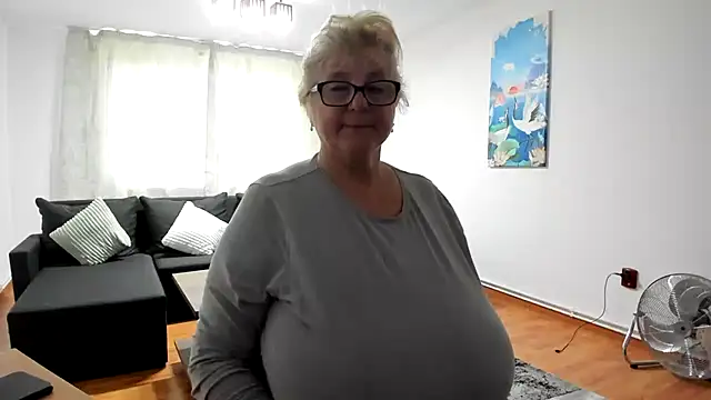 Snapshot of NoraJohnson6 chatting on 20, 9, 2025 NoraJohnson6 online show from 20, 9, 2025