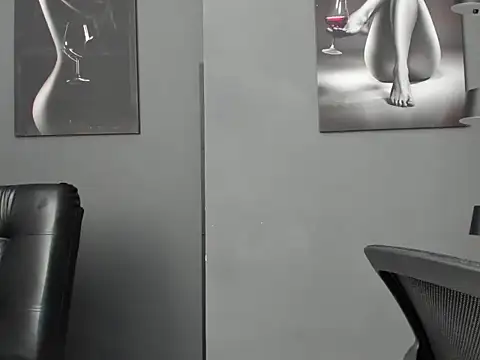 karlyjons12 online show from 11, 4, 2026