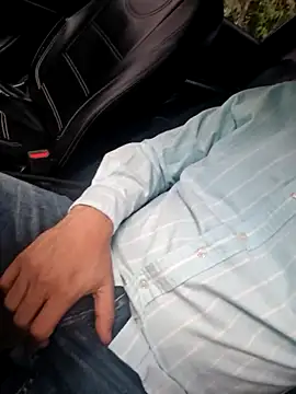 Snapshot of reyarturs13 chatting on 13, 2, 2025 reyarturs13 online show from 13, 2, 2025