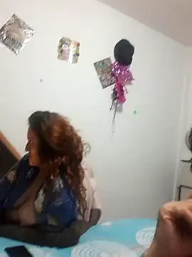 jeans and emma online show from 29, 11, 2025