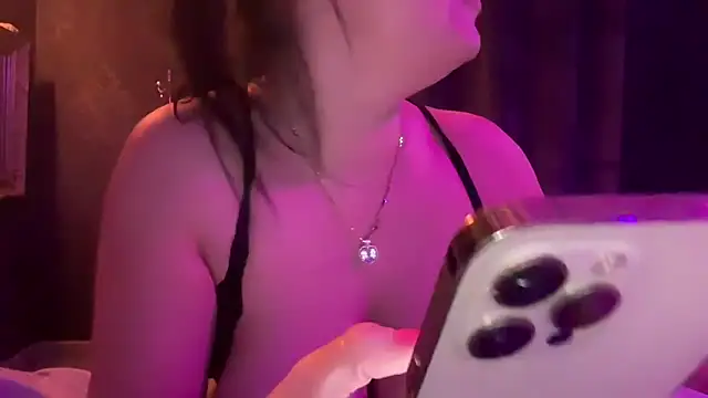 Snapshot of Loveblackzilla chatting on 9, 3, 2025 Loveblackzilla online show from 9, 3, 2025