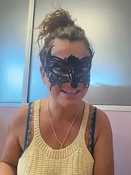 Loveblackzilla online show from 25, 5, 2026