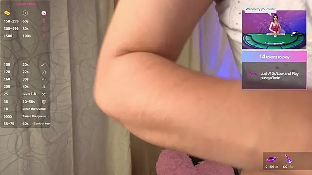 sophia dumont online show from 22, 3, 2025