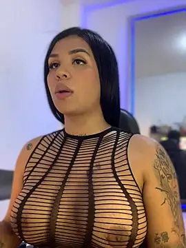 Snapshot of tinalove7 chatting on 29, 4, 2026 tinalove7 online show from 29, 4, 2026