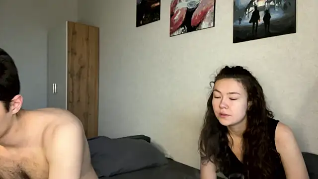 Snapshot of Tw1nFlame chatting on 18, 11, 2025 Tw1nFlame online show from 18, 11, 2025