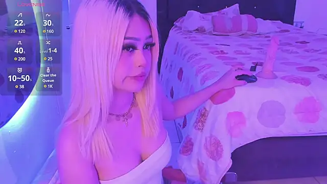  Charlottequeen online show from 13, 3, 2025