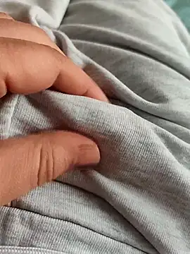 Snapshot of emremodel chatting on 9, 4, 2026 emremodel online show from 9, 4, 2026