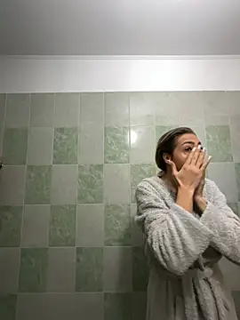 BonyBon29 online show from 5, 3, 2025