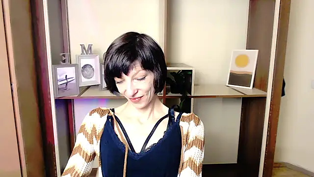  AngeliaFlow  online show from 4, 10, 2025