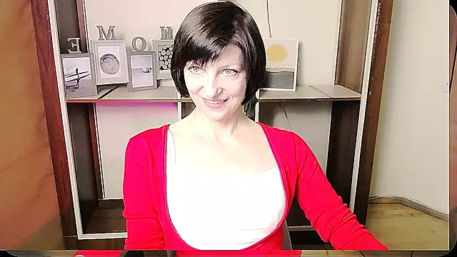 Snapshot of _AngeliaFlow_ chatting on 18, 6, 2026 AngeliaFlow online show from 18, 6, 2026