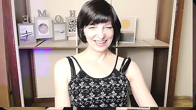 Snapshot of _AngeliaFlow_ chatting on 27, 6, 2026 AngeliaFlow online show from 27, 6, 2026