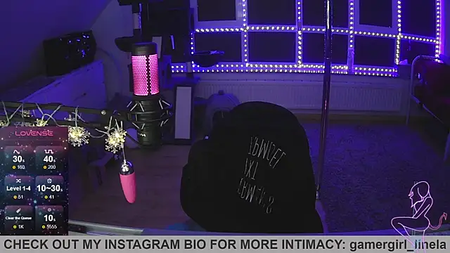 Snapshot of Gamergirl-Linela chatting on 11, 11, 2025 Gamergirl-Linela online show from 11, 11, 2025