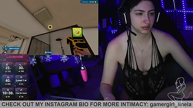 Snapshot of Gamergirl-Linela chatting on 14, 12, 2025 Gamergirl-Linela online show from 14, 12, 2025