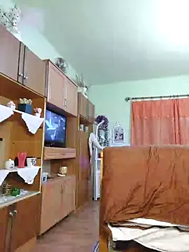 Snapshot of IvettkeXXX chatting on 7, 2, 2025 IvettkeXXX online show from 7, 2, 2025