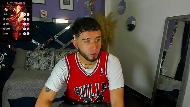 Noa Bonucci online show from 2, 3, 2025