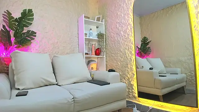 Maofenix online show from 18, 2, 2025