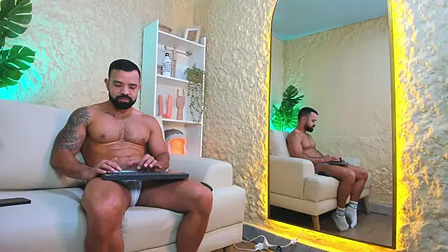 Maofenix online show from 21, 2, 2025