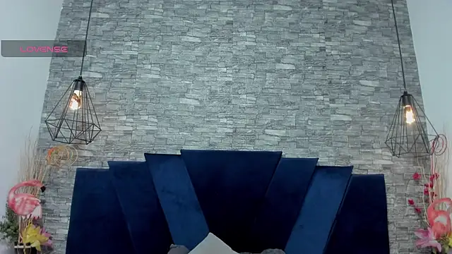 Sophia Brunett online show from 11, 10, 2025