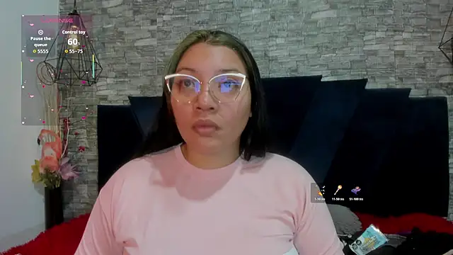 Snapshot of Sophia_Brunett chatting on 14, 2, 2026 Sophia Brunett online show from 14, 2, 2026