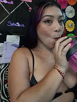 Snapshot of Sophia_Brunett chatting on 11, 6, 2026 Sophia Brunett online show from 11, 6, 2026