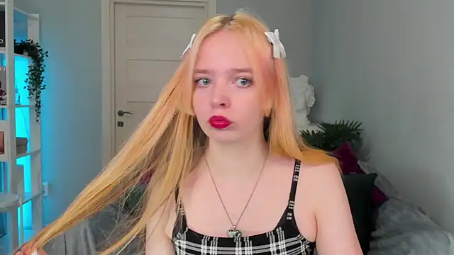 Bellla Murrr online show from 9, 2, 2025