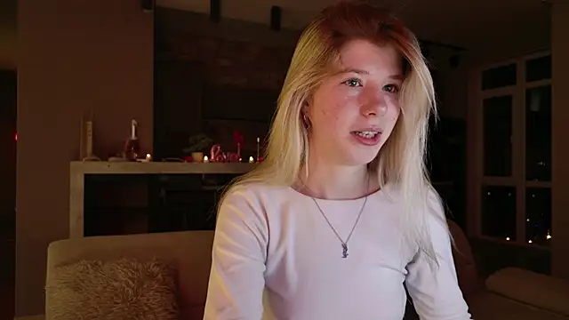 Bella amory online show from 25, 2, 2025