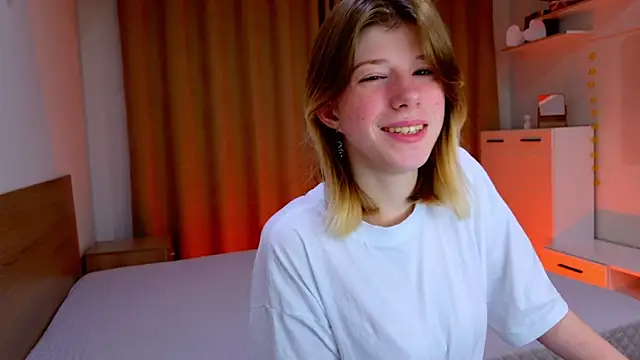 Bella amory online show from 30, 10, 2025