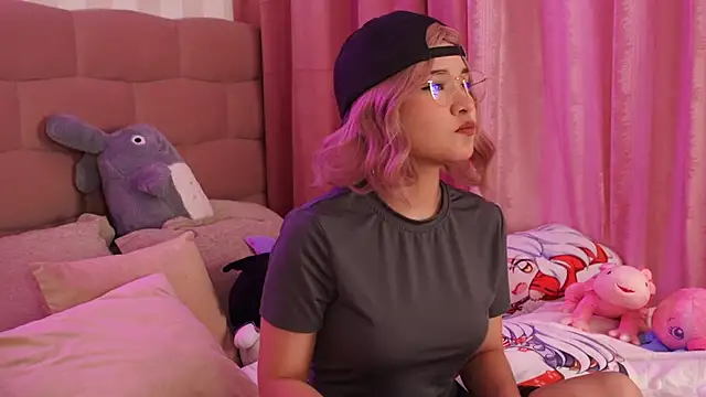 Snapshot of NataliaNovak chatting on 13, 9, 2025 NataliaNovak online show from 13, 9, 2025