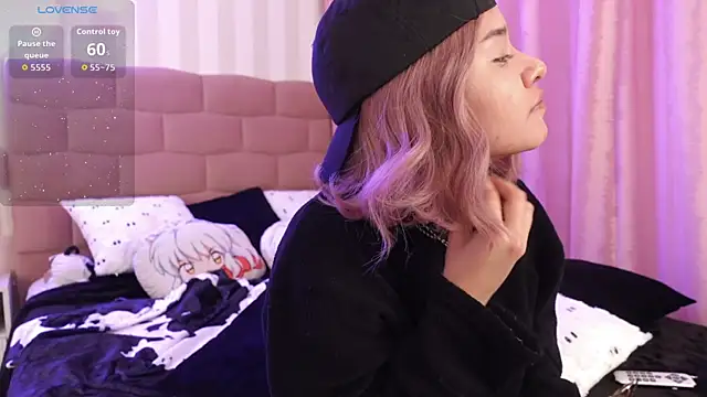 Snapshot of NataliaNovak chatting on 11, 11, 2025 NataliaNovak online show from 11, 11, 2025