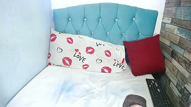 Tiana Ebony18 online show from 10, 3, 2025