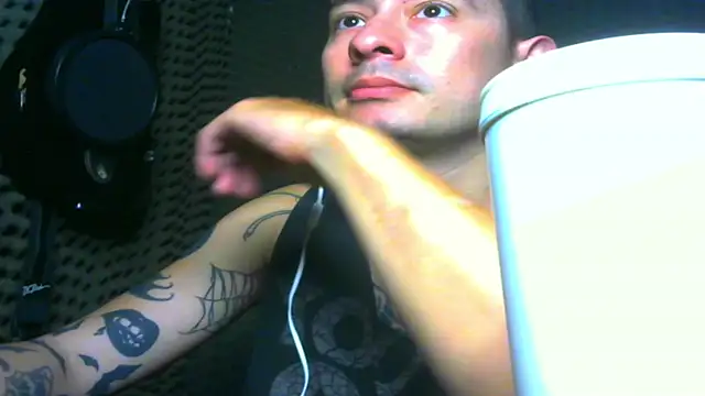 vampireathome online show from 17, 3, 2025