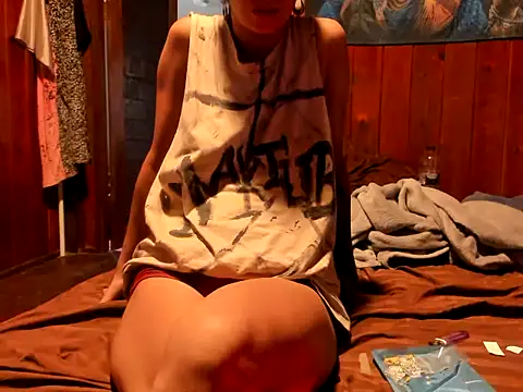 Snapshot of katia_voodoo13 chatting on 23, 10, 2025 katia voodoo13 online show from 23, 10, 2025