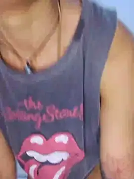 Snapshot of katia_voodoo13 chatting on 16, 12, 2025 katia voodoo13 online show from 16, 12, 2025