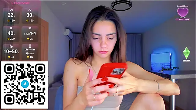 Snapshot of EmiliaZen chatting on 4, 11, 2025 EmiliaZen online show from 4, 11, 2025