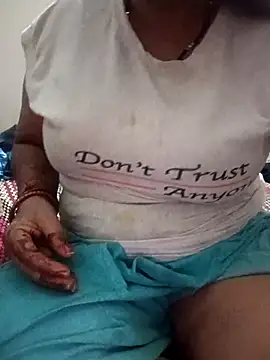 Snapshot of sonicute08 chatting on 2, 12, 2025 sonicute08 online show from 2, 12, 2025